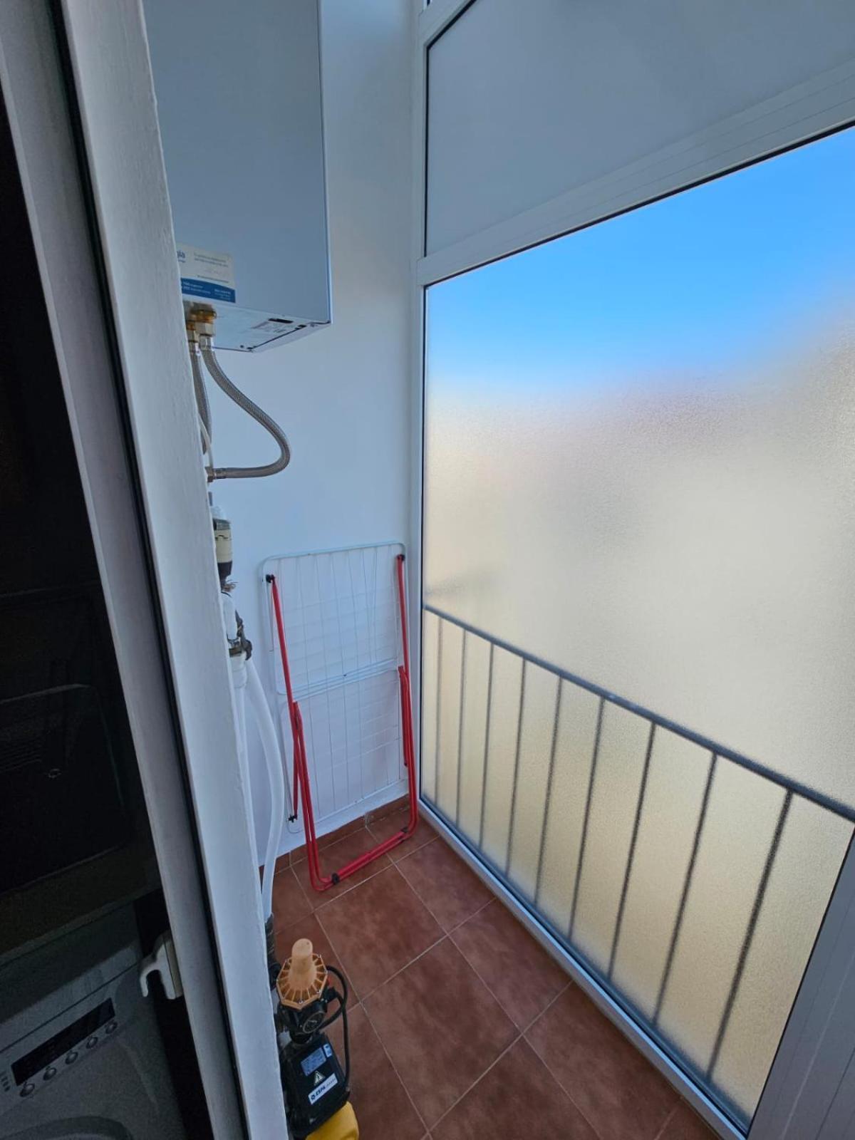 Apartamentos Turia บาเลนเซีย ภายนอก รูปภาพ
