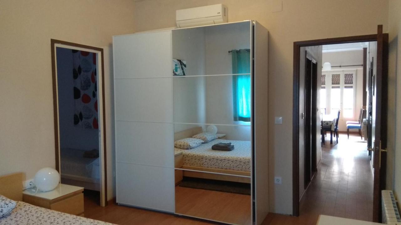 Apartamentos Turia บาเลนเซีย ภายนอก รูปภาพ